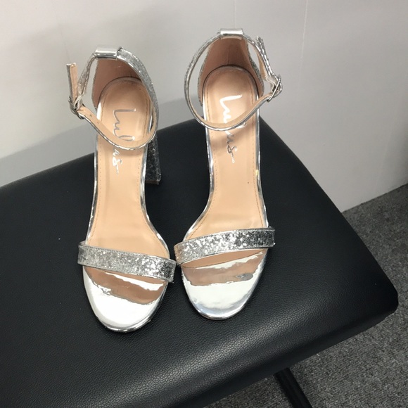 Lulus - shoes - I - Picture 2 of 6